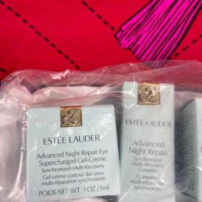 New Estee Lauder 4 piece Skincare Set