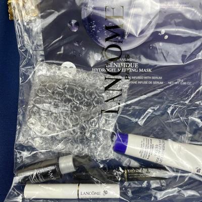 New Lancôme 7 Piece Beauty Set with Genifique Hydrogel Melting Mask