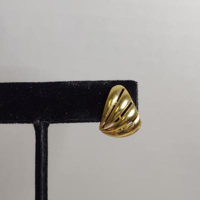 14 Karat Yellow Gold Post Earrings- Approx Total Weight 4.4 Grams (#42)