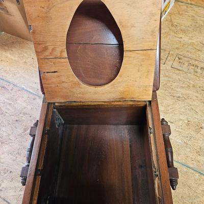 Antique Commode with Thunder Mug