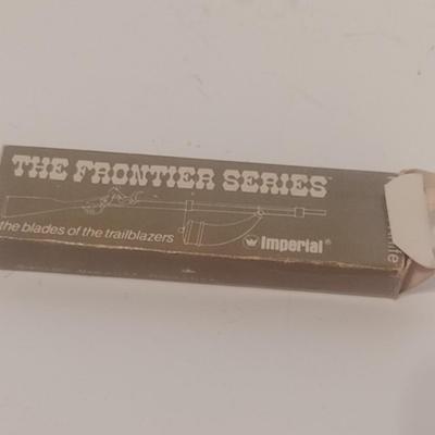Vintage Imperial Frontier Series #4434 Powder Horn Pocket Knife in Original Box Used Condition