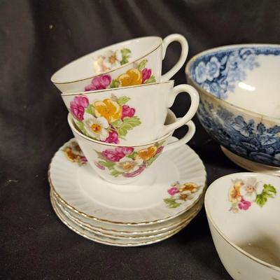 Lot of Misc. Antique Items Including Teacups & Saucers