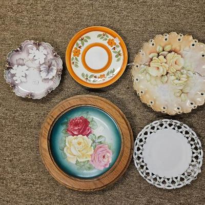Lot of 5 Decorative Plates Including Westmorland and Stangl