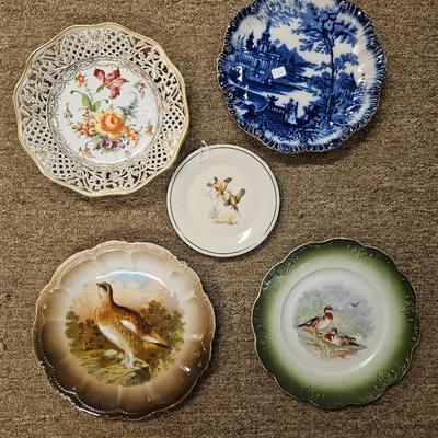 Lot of 5 Decorative Plates Including Lenox