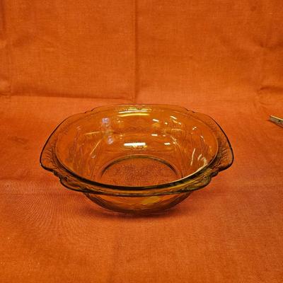 Royal Lace Yellow Hazel Atlas Depression Bowl