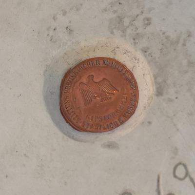 Sale Photo Thumbnail #613: Measures: 16 Square and Tall Used. Good Condition.  