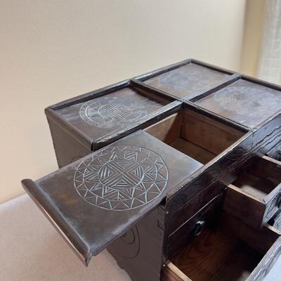 Sale Photo Thumbnail #619: Used. Usable. Kinda Fun. Hold lots of stuff. Measures 15 x 11 x 11" 