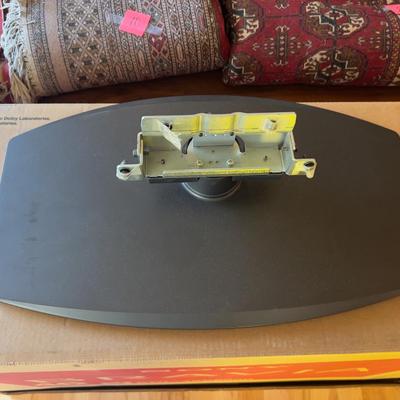 Sale Photo Thumbnail #659: Used. 46" Has a Remote and a stand, in original box for easier moving. 