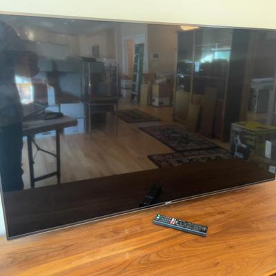 Sale Photo Thumbnail #661: Used. Works. Has original box with a stand in it. 