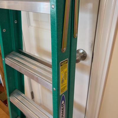 Sale Photo Thumbnail #693: Excellent Condition. Like New. 225 Pound Capacity