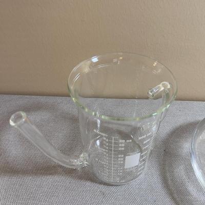 Sale Photo Thumbnail #710: Used. Usable. No stoper! Measures liquids 11" Milliliters and Cups. 