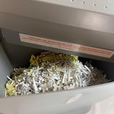 Sale Photo Thumbnail #786: Works. Used. Usable. Shread away!!! 
