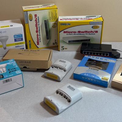 Sale Photo Thumbnail #939: New and Used. Usable. Some Not Used. 