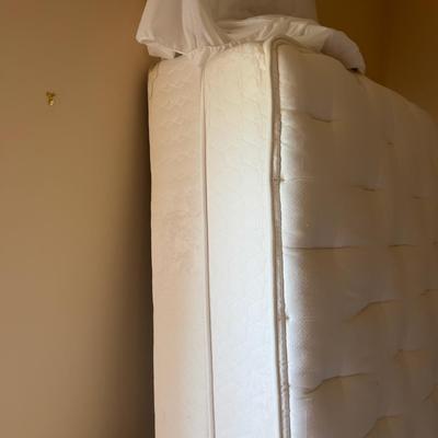 Sale Photo Thumbnail #1155: Used. Usable. Hardly Used in the guest /room