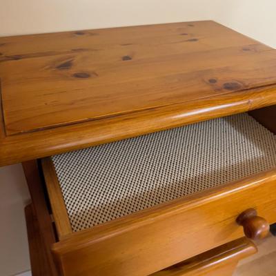 Sale Photo Thumbnail #1241: Measures: 24 X 16 Deep X 20" Tall. Good Used Condition. USABLE.