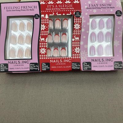 Nails Inc London Holiday Press on Nails 3 sets