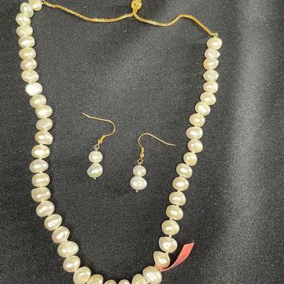 Pearl Necklace and Earrings Set