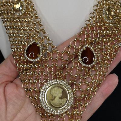 Gold Tone Cameo Necklace