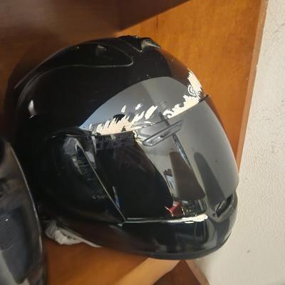 Motorcycle helmet