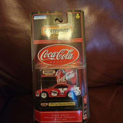 Matchbox Coca-Cola 1999 Ford Mustang Hardtop