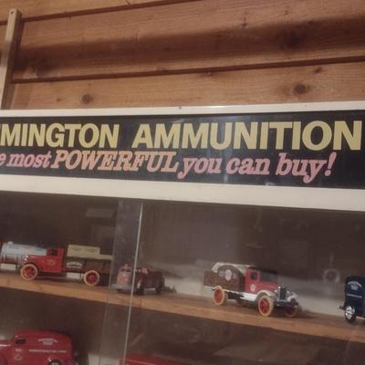 Vintage Sporting Goods Remington Ammunition Metal Retail Advertising Display Cabinet (No Contents)