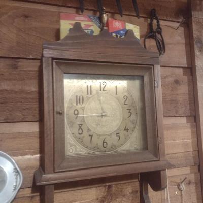 Collection of Primitive and Vintage Collectible Rustic and Farmhouse Items Choice E