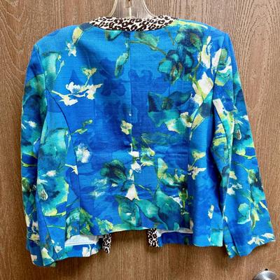 Chico's Size 1 Floral Blue Green Open Jacket 100% cotton