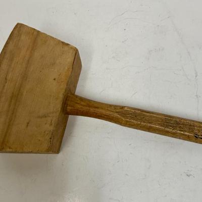 Antique Stanley No. 10 Hickory Square Head Mallet, circa 1900-1929