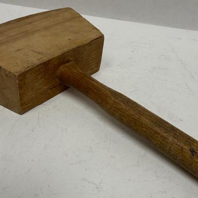 Antique Stanley No. 10 Hickory Square Head Mallet, circa 1900-1929