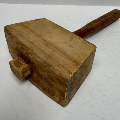 Antique Stanley No. 10 Hickory Square Head Mallet, circa 1900-1929