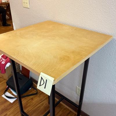 Sale Photo Thumbnail #681: Tall but small table