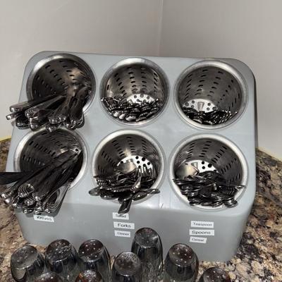 Sale Photo Thumbnail #807: Silverware container, silverware, salt and pepper shakers, placemats