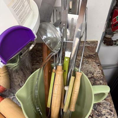 Sale Photo Thumbnail #828: Buckets, utensils, etc. see photos