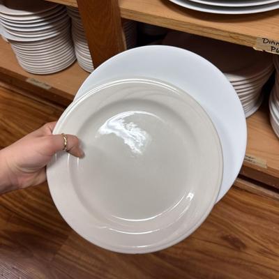 Sale Photo Thumbnail #859: Lots of plates! See photos