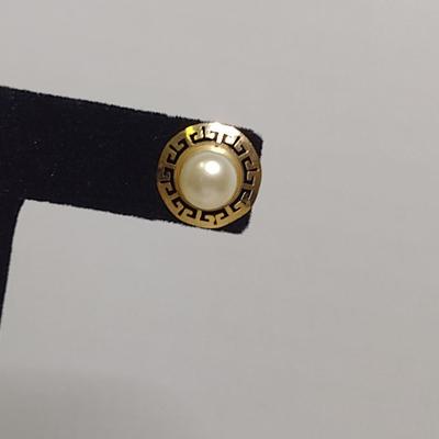 14 Karat Yellow Gold and Pearl Post Earrings- Approx Total Weight 2.0 Grams (#47)