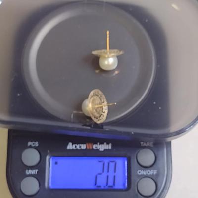 14 Karat Yellow Gold and Pearl Post Earrings- Approx Total Weight 2.0 Grams (#47)