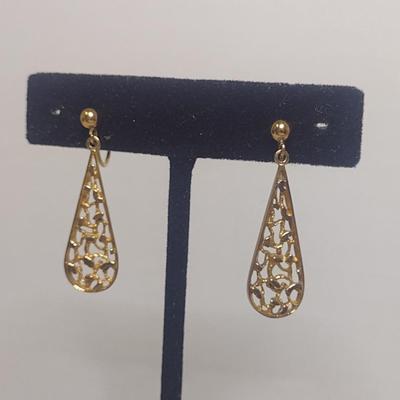 9 Karat Yellow Gold Screw Back Earrings- Approx Total Weight 4.1 Grams (#49)