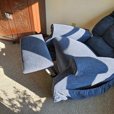 Swivel Push Back Style Recliner (LR-JS)