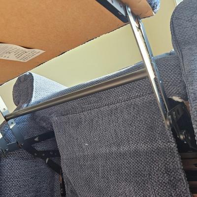 Swivel Push Back Style Recliner (LR-JS)