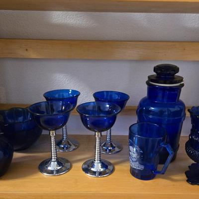 Sale Photo Thumbnail #5: Another Cobat blue lot
