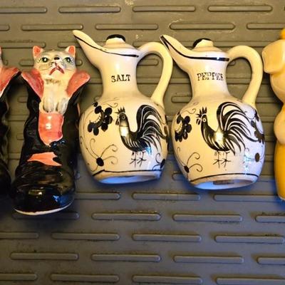 Sale Photo Thumbnail #8: Lot of 4 sets of salt & pepper shakers
All are in very good conditions