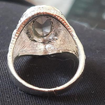 Fashion Ring