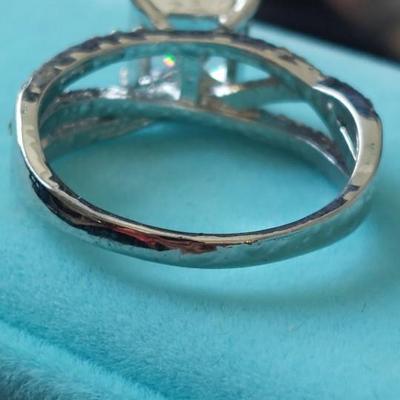 Fashion Ring