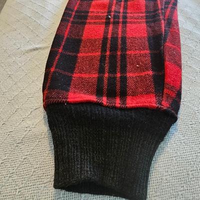 Chippewa, S. Brody Fine Furs, Drybak Vintage Outdoor Wear (PC-JS)