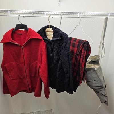 Chippewa, S. Brody Fine Furs, Drybak Vintage Outdoor Wear (PC-JS)