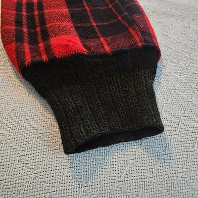 Chippewa, S. Brody Fine Furs, Drybak Vintage Outdoor Wear (PC-JS)