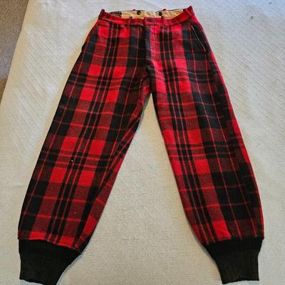 Chippewa, S. Brody Fine Furs, Drybak Vintage Outdoor Wear (PC-JS)