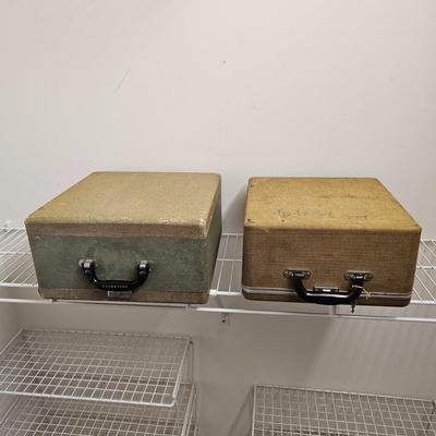 Vintage Underwood & Royal Portable Typewriters (PC-JS)