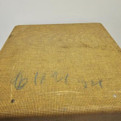 Vintage Underwood & Royal Portable Typewriters (PC-JS)