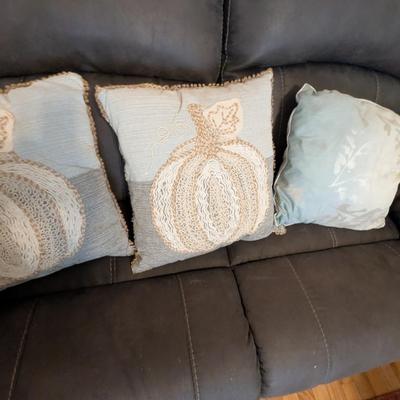Nautica Pumpkin Pillows (SB)